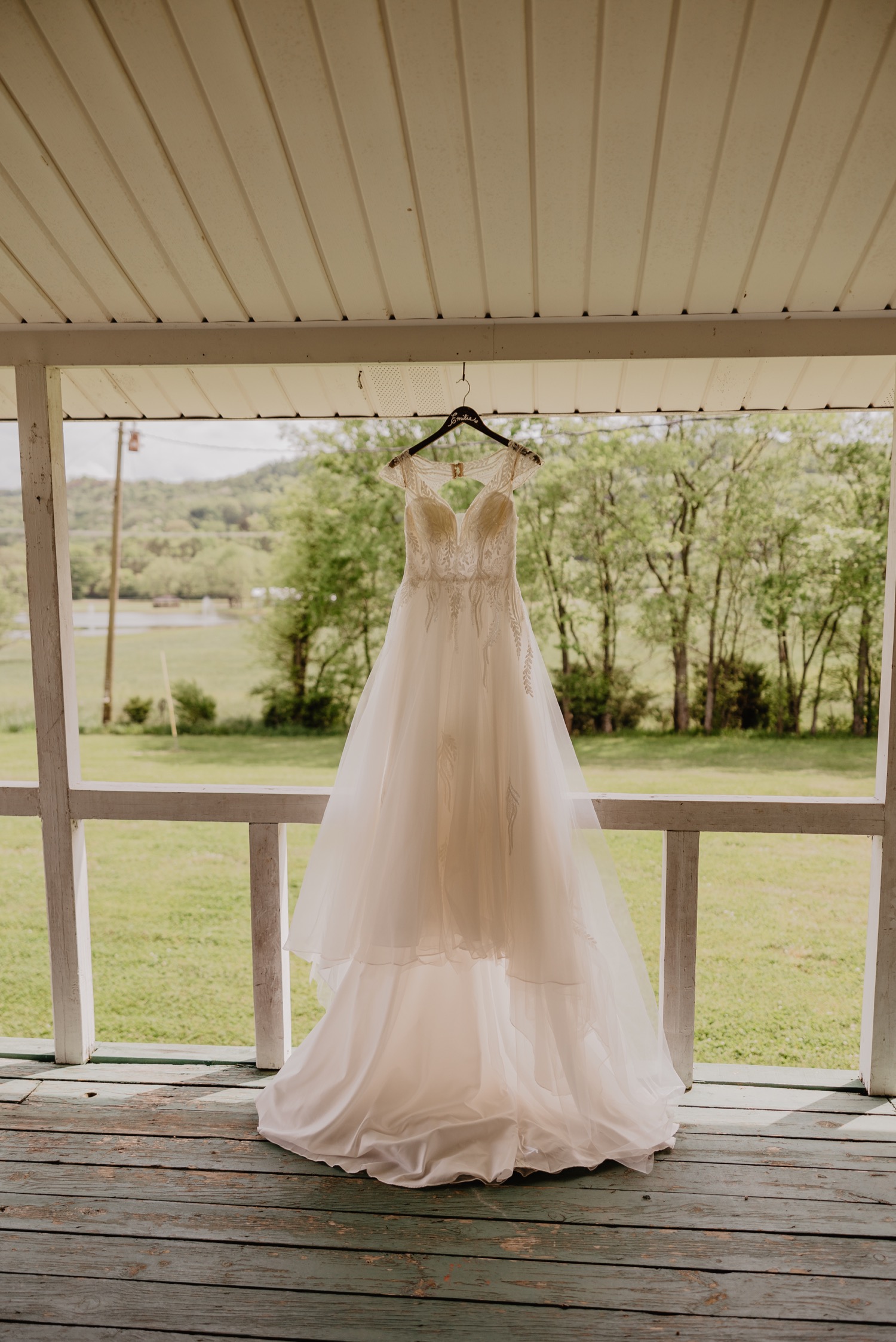 bride wedding dress details
