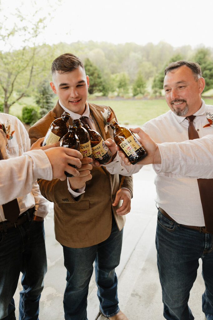 groom and his friends drinking beer 