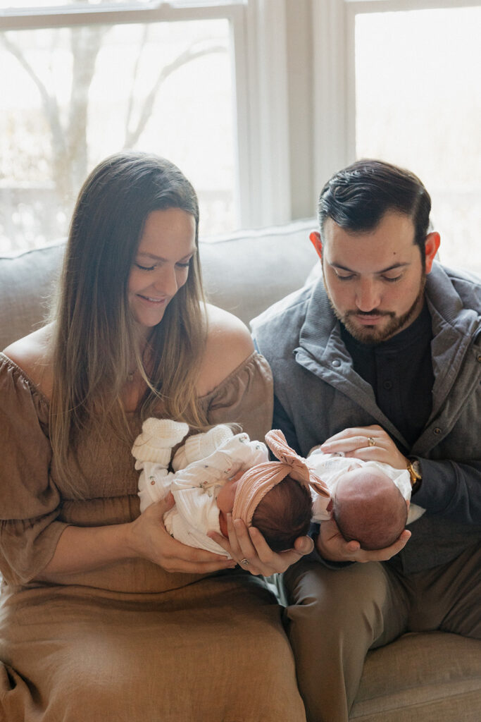 Everything You Need to Know About Planning a Nashville Newborn Session (Especially With Twins!)