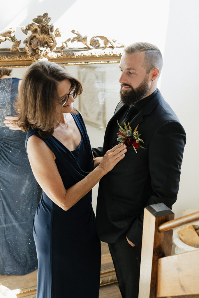 groom getting ready for his ceremony