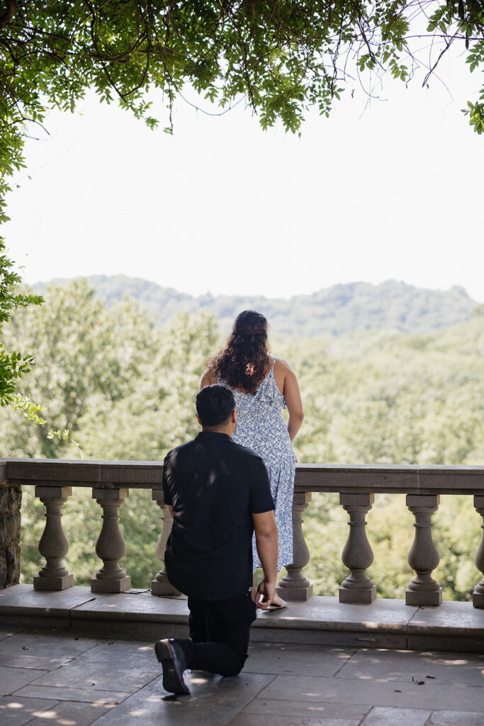 Where to Take Your Engagement Photos in Tennessee: My Favorite Spots