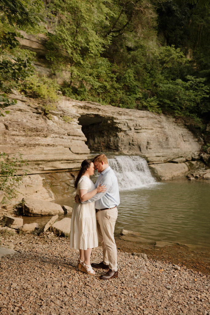 Where to Take Your Engagement Photos in Tennessee: My Favorite Spots