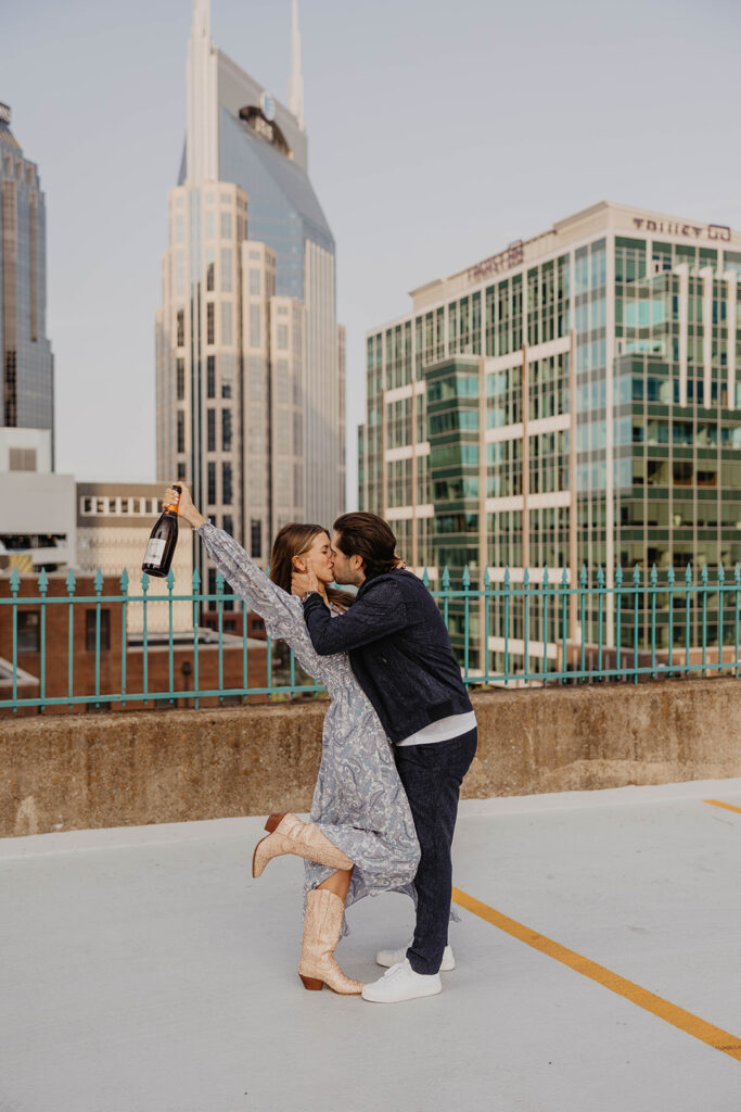 The Best Downtown Nashville Photo Locations (and When to Shoot to Avoid the Chaos)